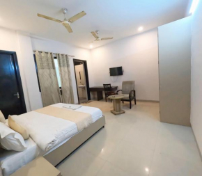Global luxury stay
